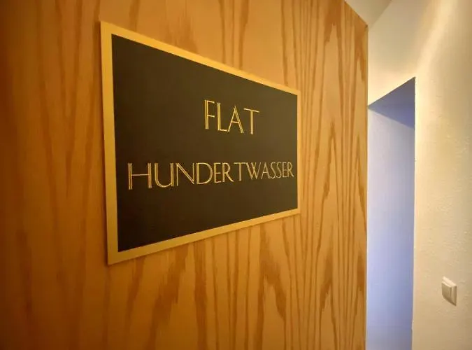 Flat Hundertwasser
